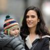 Jennifer Connelly et sa fille Agnes après avoir quitté le plateau de tournage du film Winter's Tale à New York le 14 janvier 2013.