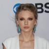 Taylor Swift à la soirée des People's Choice Awards à Los Angeles le 9 janvier 2013. La chanteuse a dévoilé un décolleté très sexy.