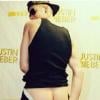 Justin Bieber pose, les fesses à l'air, sur Instagram le 19 janvier 2013.