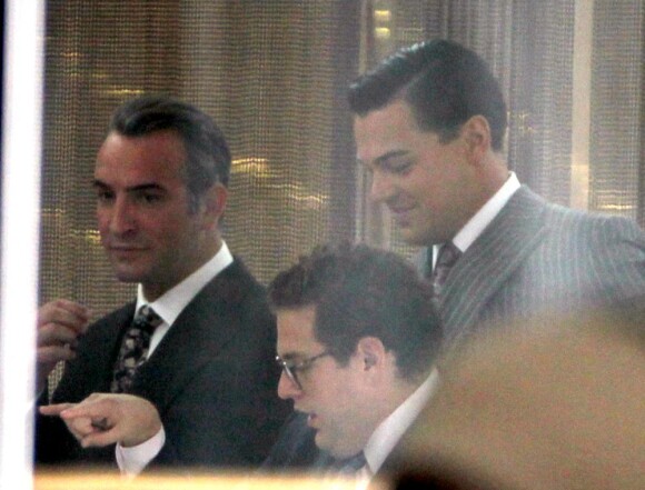 Leonardo DiCaprio et Jean Dujardin sur le tournage du film The Wolf of Wall Street à New York le 27 novembre 2012