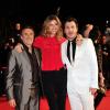 José Garcia, Isabelle Funaro et Michaël Youn sur le tapis rouge de la 14e édition des NRJ Music Awards au Palais des Festivals à Cannes, le 26 janvier 2013