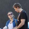 Kristen Bell, enceinte, accompagnée de son fiancé Dax Shepard à Los Angeles le 26 janvier 2013.