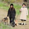 Monica Cruz enceinte promène ses chiens à Madrid le 21 Janvier 2013.