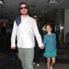 Christian Bale, sa femme Sandra Sibi Blazic et leur fille Emmeline arrivent à l'aéroport de Los Angeles, le 31 janvier 2013.