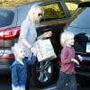 Naomi Watts et ses fils à Brentwood, Los Angeles, le 31 janvier 2013.