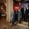 Le prince Charles et Camilla Parker Bowles à l'hôtel St Pancras Renaissance de Londres dans le cadre de leur visite dans le métro le 30 janvier 2013, à l'occasion du 150e anniversaire du réseau en 2013.