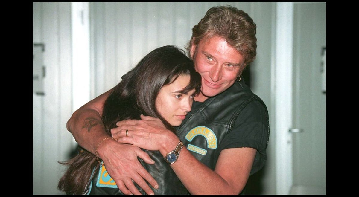 Photo : Johnny Hallyday et Adeline Blondieau à Carpentras, le 5 juin 1994. - Purepeople