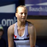 Agnes Szavay : Retraite douloureuse de la jeune prodige du tennis à 24 ans