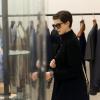 Anne Hathaway en séance shopping chez Lanvin à Paris, le 7 février 2013.