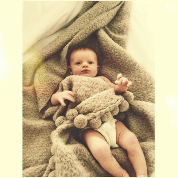 Nathan Followill a dévoilé sur son compte Twitter une photo de sa filel Violet marlowe, le 8 février 2013.