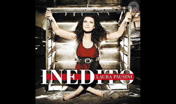 Laura Pausini publiait en 2011 son 11e album, Inedito.