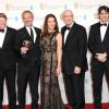 Sam Mendes, Michael G Wilson, Barbara Broccoli, Neal Purvis et Rober Wade lors de la cérémonie des BAFTA à Londres le 10 février 2013