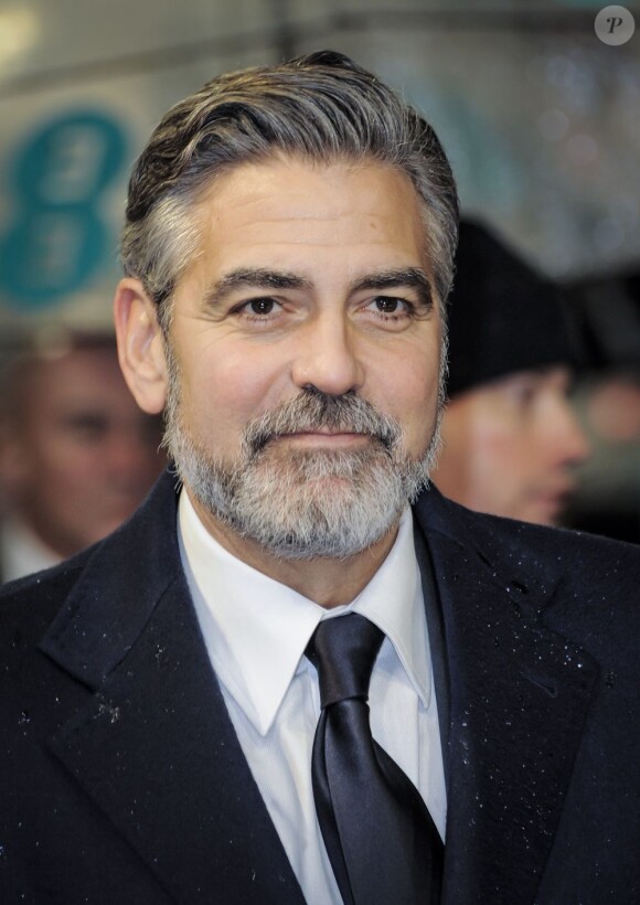 George Clooney lors de la cérémonie des BAFTA à Londres le 10 février 2013