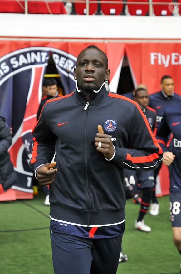 Mamadou Sakho lors d'un match entre le Paris Saint-Germain et Ajaccio au Parc des Princes le 4 mars 2012