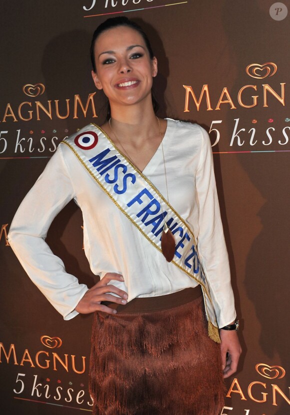 Marine Lorphelin à la soirée de lancement des nouveaux parfums de glace Magnum au Pavillon Cambon à Paris le 13 février 2013.