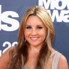 Amanda Bynes pose à la soirée MTV Movie Awards, à Los Angeles, le 5 juin 2011.