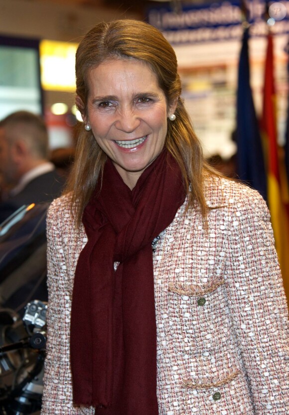 L'infante Elena d'Espagne lors de l'ouverture du 21e Salon international de l'Etudiant de Madrid (AULA), le 13 février 2013