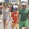Harrison Ford, Calista Flockhart et son fils Liam sur la plage d'Ipanema à Rio de Janeiro, le 17 février 2013.