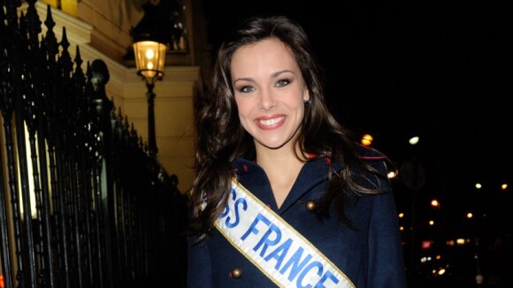 Marine Lorphelin : Miss France solidaire avec Valérie Trierweiler contre le sida
