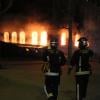 Un incendie, qui pourrait être criminel, a ravagé le restaurant de la boîte de nuit L'Arc, sans faire de victimes, à Paris dans la matinée du 21 fevrier 2013.
