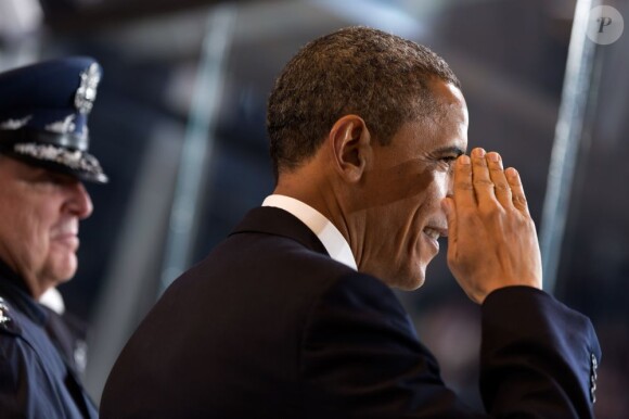 Voici des photos officielles sur les coulisses de l'investiture de Barack Obama et sur la vie à la Maison Blanche. Le président salue ici des militaires à Washington, le 21 janvier 2013.