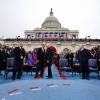 Voici des photos officielles sur les coulisses de l'investiture de Barack Obama et sur la vie à la Maison Blanche. Le président discute avec son vice-président Joe Biden au Capitole de Washington le 21 janvier 2013.