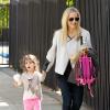 Sarah Michelle Gellar emmène son adorable fille Charlotte à l'école à Santa Monica, le 21 février 2013.