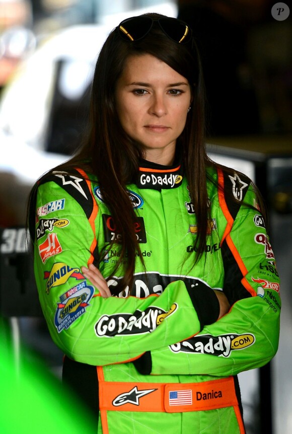 Danica Patrick le 21 février 2013 sur le circuit du Daytona 500 (Floride), dont elle s'élançait en pole position le 23 février pour l'ouverture du championnat de NASCAR.