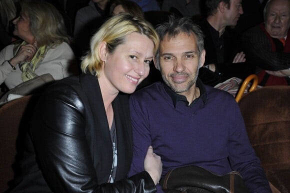 Paul Belmondo et Luana pour la 200e d'"Inconnu à cette adresse" au Théâtre Antoine à Paris, le 25 février 2013.