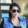 Kim Kardashian quitte le Jinky's Cafe après sa séance de sport matinale. Los Angeles, le 1er mars 2013.