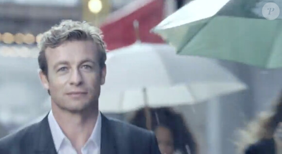 Simon Baker dans la publicité du parfum Givenchy 'Gentlemen Only'. Mars 2013.