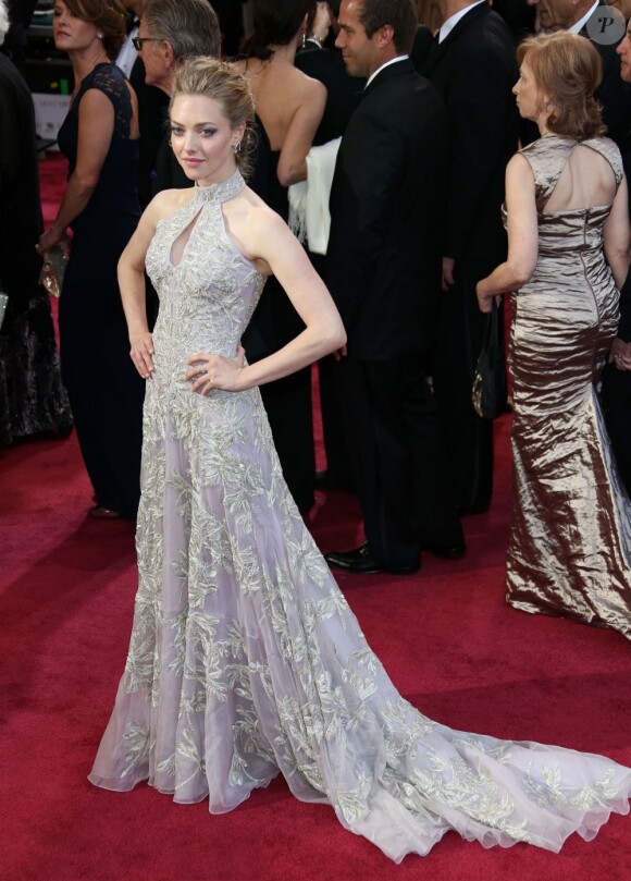Amanda Seyfried arrivant aux Oscars le 24 février 2013 à Los Angeles