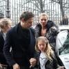 Kate Moss rentre à son hôtel après le défilé Louis Vuitton entourée de sa fille Lila et de son mari Jamie Hince. Paris, le 6 mars 2013
