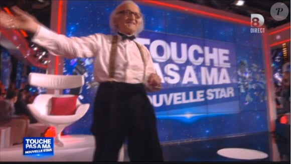 Jean, charmant monsieur, qui a accepté de faire un strip-tease à Maurane. C'est chaud sur le plateau de Touche pas à ma Nouvelle Star, mardi 5 mars 2013 sur D8