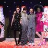 Marc Jacobs a célébré le lancement de ses bouteilles de Diet Coke en compagnie des mannequins Ginta Lapina, Eliza Cummings et Lily McMenamy à Londres, le 11 mars 2013.