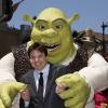 Shrek et Mike Myers sur le Walk of Fame à Hollywood le 20 mai 2010