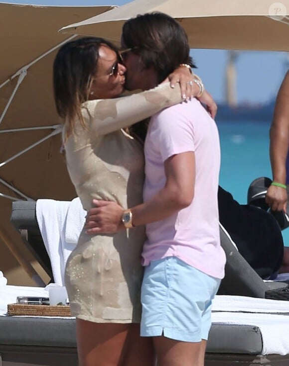 Tamara Ecclestone et son fiancé Jay Rutland très amoureux sous le soleil de Miami ce jeudi 14 mars