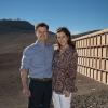 Le prince héritier du Danemark Frederik et son épouse la princesse Mary prennent la pose à l'Observatoire du Cerro Paranal dans le désert d'Atacama le 14 mars 2013, proche de l'hôtel où avait été tourné James Bond : Quantum of Solace