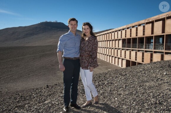 Le prince héritier du Danemark Frederik et son épouse la princesse Mary à l'Observatoire du Cerro Paranal dans le désert d'Atacama le 14 mars 2013