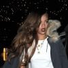 Rihanna quitte son hotel pour se rendre dans une boîte de nuit à Londres, le 4 mars 2013.