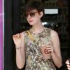 Anne Hathaway et son mari Adam Shulman dans les rues de West Hollywood, le samedi 16 mars 2013.
