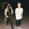 Justin Bieber a posté une photo de lui avec will.i.am le 17 mars 2013 sur Facebook.