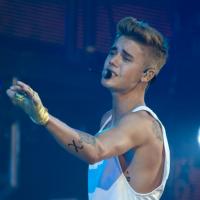 Justin Bieber: Fiesta au Moulin Rouge et show endiablé devant Baptiste Giabiconi