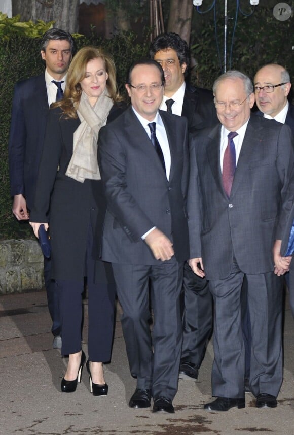 François Hollande et Valerie Trierweiler lors du 28eme dîner annuel du Crif au Pavillon d'Armenonville à Paris le 20 mars 2013.