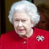 La reine Elizabeth II quitte l'hôpital King Edward VII à Londres, le 4 mars 2013.