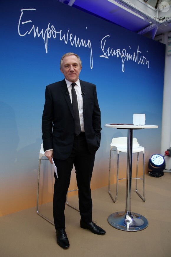François Henri Pinault rebaptise le groupe PPR (Pinault, Printemps,Redoute) par le nom Kering à l'Atelier Richelieu, le 22 mars 2013
