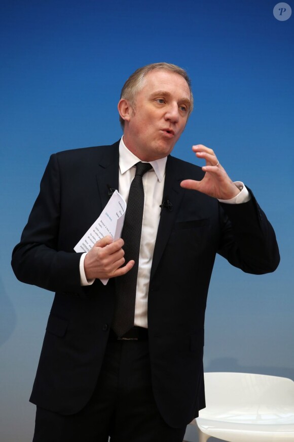 François Henri Pinault rebaptise le groupe PPR (Pinault, Printemps,Redoute) par le nom Kering à l'Atelier Richelieu, le 22 mars 2013