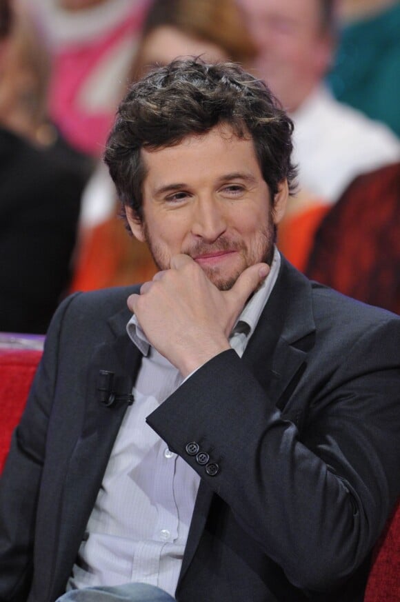 Guillaume Canet (Pierre Durand dans le film Jappeloup) lors de l'enregistrement de l'émission Vivement dimanche diffusée le 10 mars 2013 sur France 2