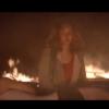 Lily Cole est brûlée vive dans le clip Sacrilege des Yeah Yeah Yeahs (mars 2013), châtiment extrême pour péché de chair, le tout mis en scène par Megaforce.