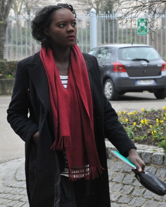 Rama Yade, enceinte, lors de son arrivée au tribunal de Nanterre, le 28 février 2013. Elle vient d'être relaxée par la justice, ce jeudi 28 mars, dans son procès pour faux, usage de faux et inscription indue sur une liste électorale.